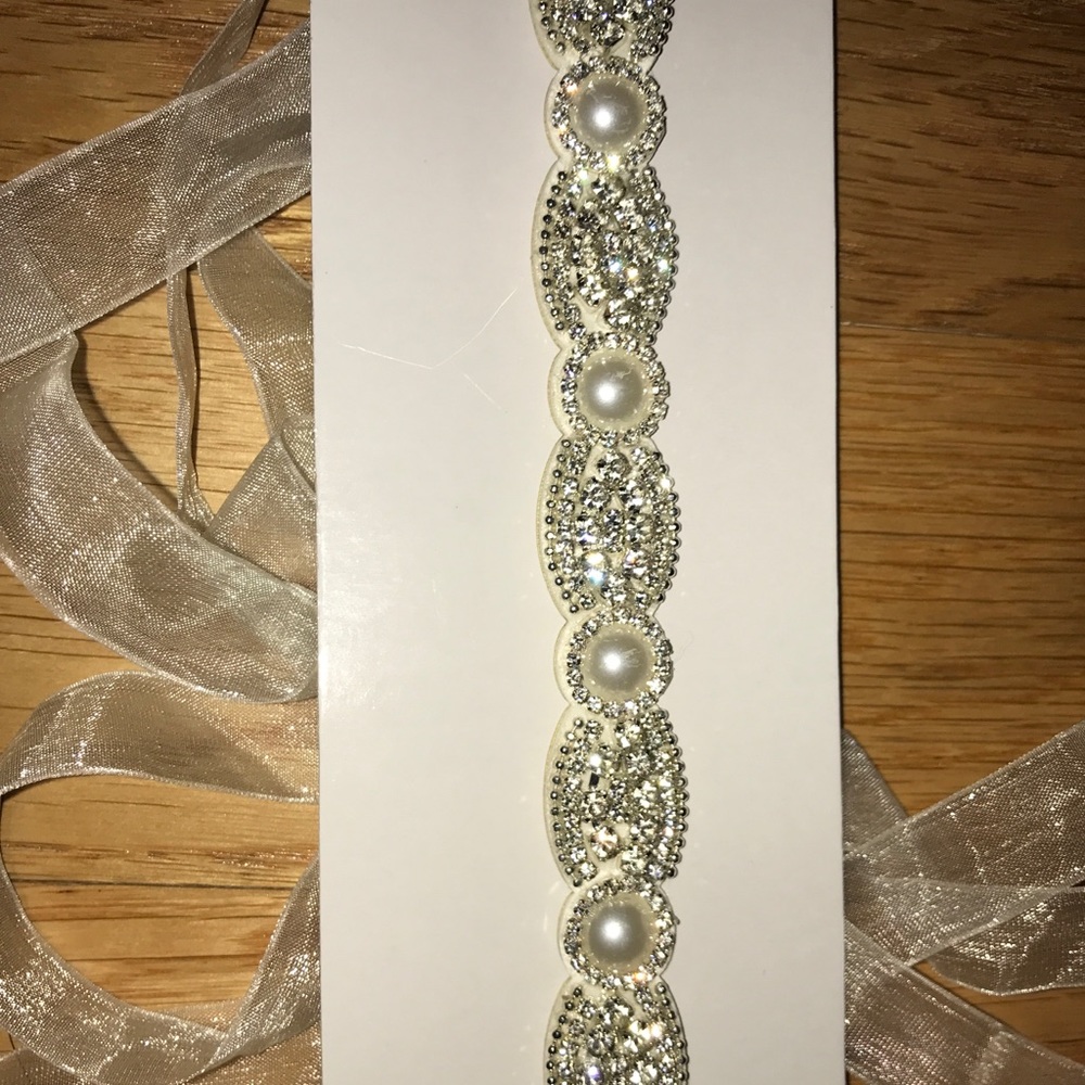 Prom/bridal pearl rhinestone sash/belt off-white